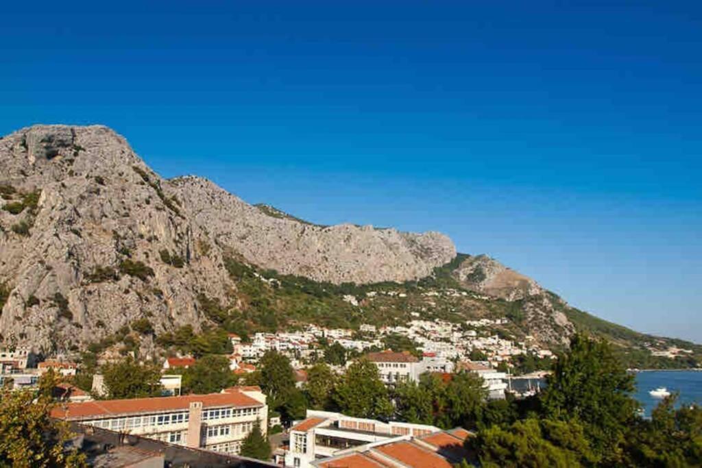 Sara Apartment Punta Omis Near Sandy Beach Buitenkant foto